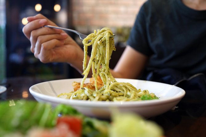 genoa-hands-on-gnocchi-pesto-home-cooking-class-unlimited-wine-2