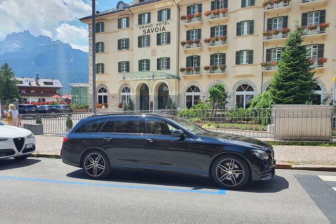 genoa-to-genoa-airport-goa-departure-private-transfer