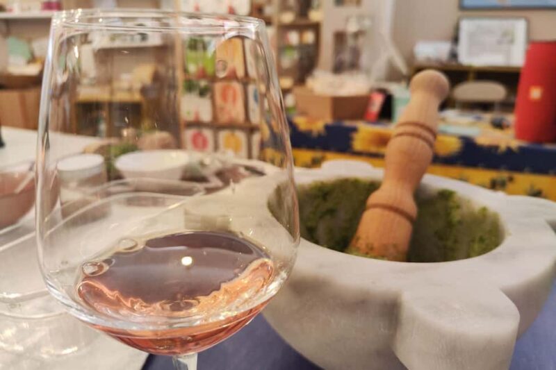 Genoa: Wine Tasting with Pesto, Focaccia Near Columbus House - FAQ