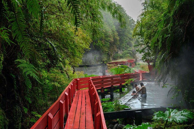 geometric-hot-springs-from-pucon