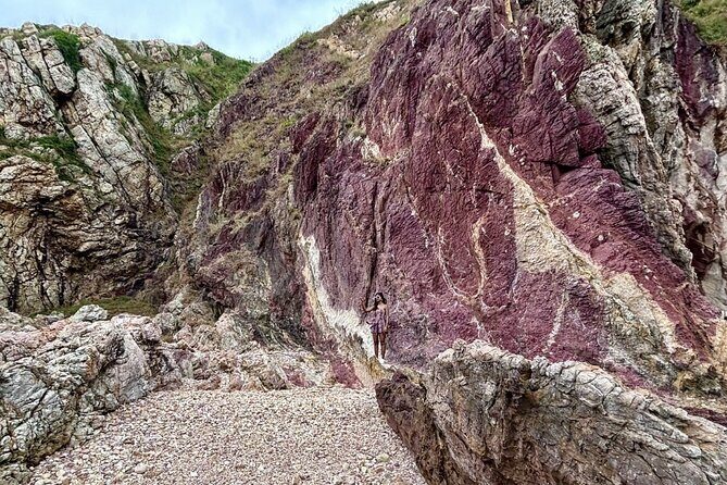 Geopark Red Coast Hopping Tour in Hong Kong - Exploring the Itinerary in Detail