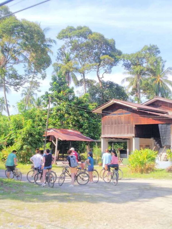 george-town-penang-malay-countryside-cycling