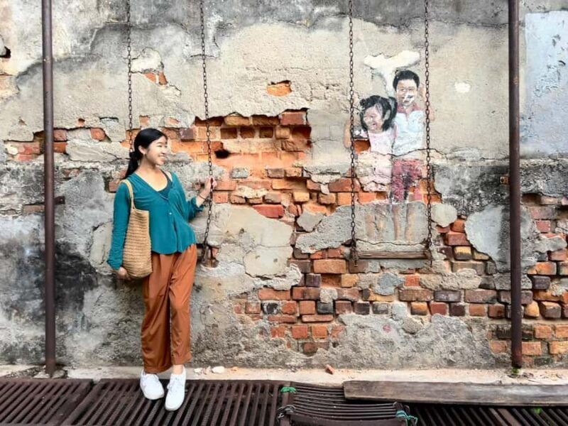 Georgetown Street Art Tour & Mix Culture Local Food Tasting - Why Choose This Tour?