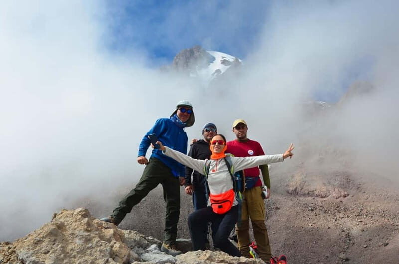 Georgia: climbing mount Kazbegi - Key Points