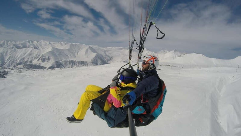 Georgia: Paragliding tandem flight in Gudauri with video - Video Recording