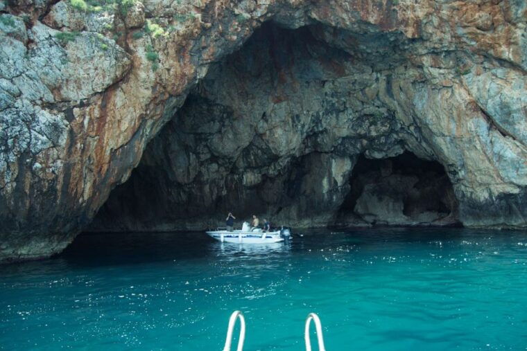 georgioupolis-rent-a-boat-safari-sea-tour