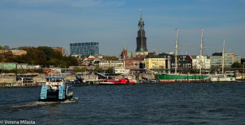 german-hamburg-historic-city-center-pay-what-you-want-tour