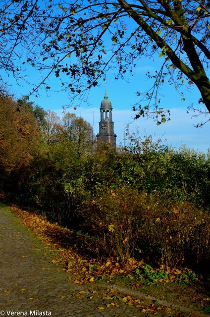 german-hamburg-historic-city-center-pay-what-you-want-tour
