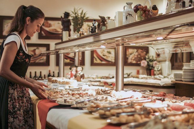 german-night-dinner-and-folklore