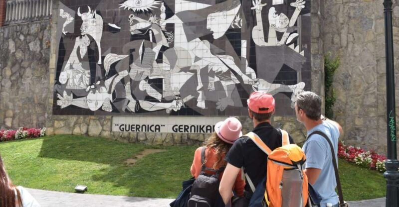 gernika-walking-tour-war-and-peace