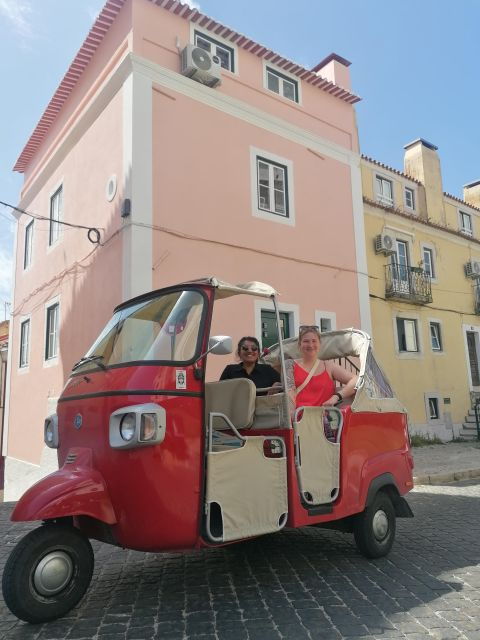 get-a-tuktuk-tour-with-a-local-guide