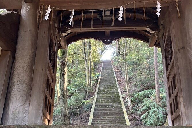 get-amazing-views-of-kyoto-mt-amida-ga-mine-hiking-tour