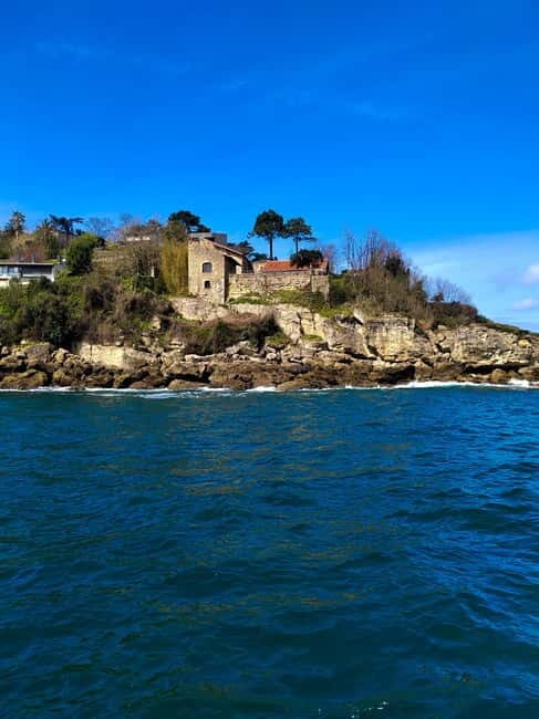 Get to know Hondarribia by sea. Audio-guided boat tour - The Experience on the Water: Why It Matters