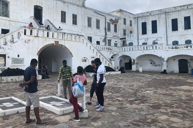 Ghana Private Historic Tour through Castles and Nature - Key Points