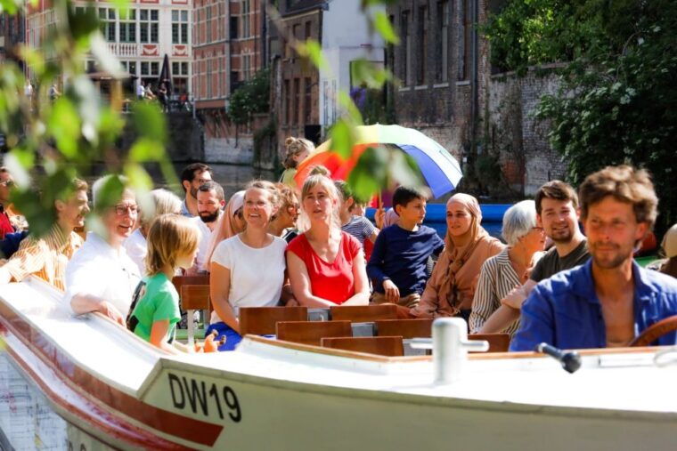 ghent-40-minute-medieval-center-guided-boat-tour