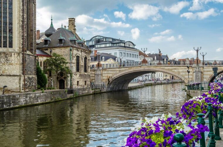 ghent-capture-the-most-photogenic-spots-with-a-local