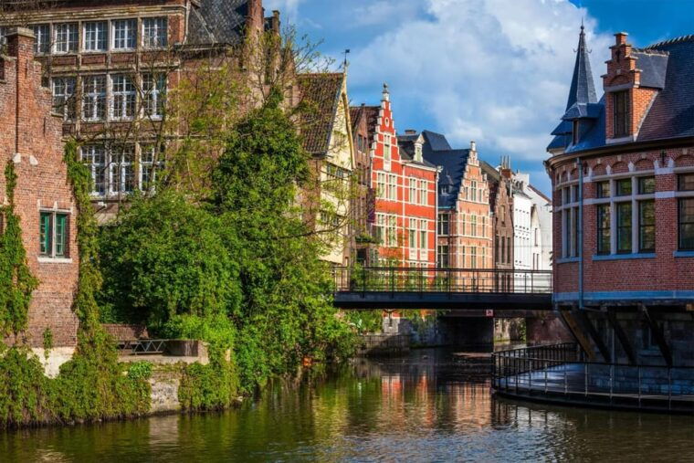 ghent-express-walk-with-a-local-in-60-minutes