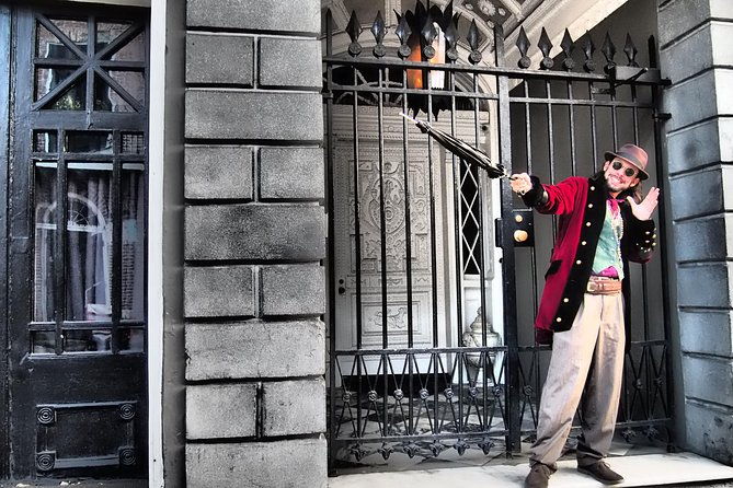 ghost-and-vampire-walking-tour-of-the-french-quarter
