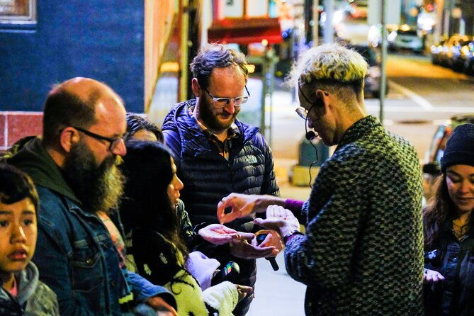 ghost-hunt-in-chinatown-with-a-professional-investigator