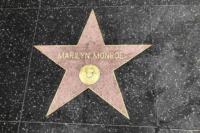 ghost-hunt-quest-experience-in-hollywood