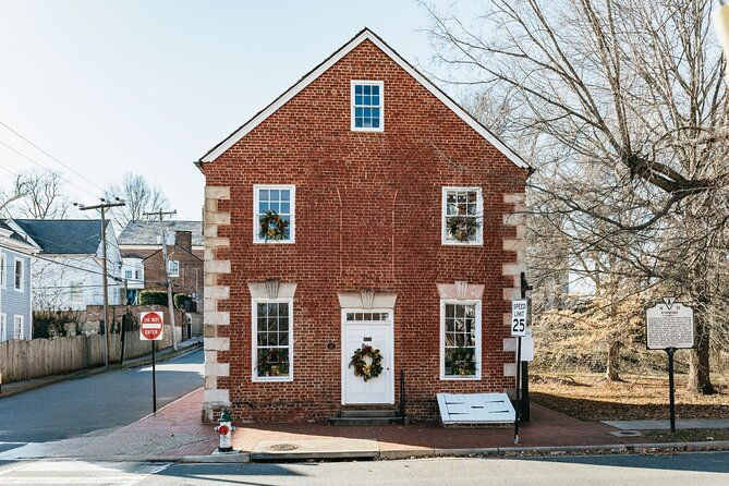 ghosts-of-fredericksburg-virginia-a-self-guided-walking-tour