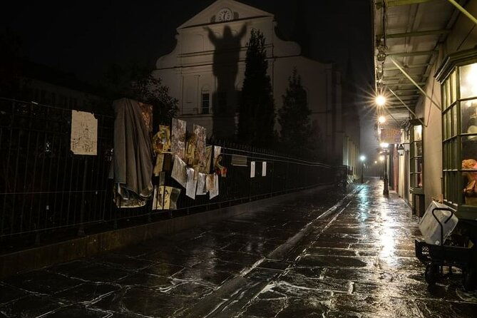 ghosts-of-the-french-quarter-walking-tour-in-new-orleans
