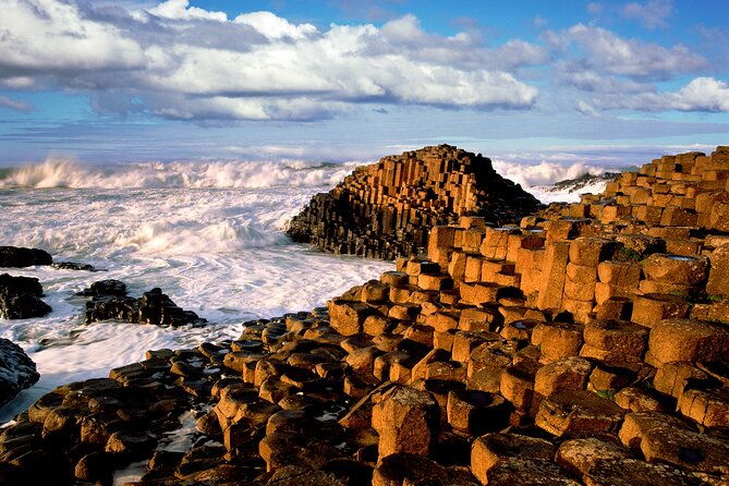 giants-causeway-and-belfast-private-day-tour