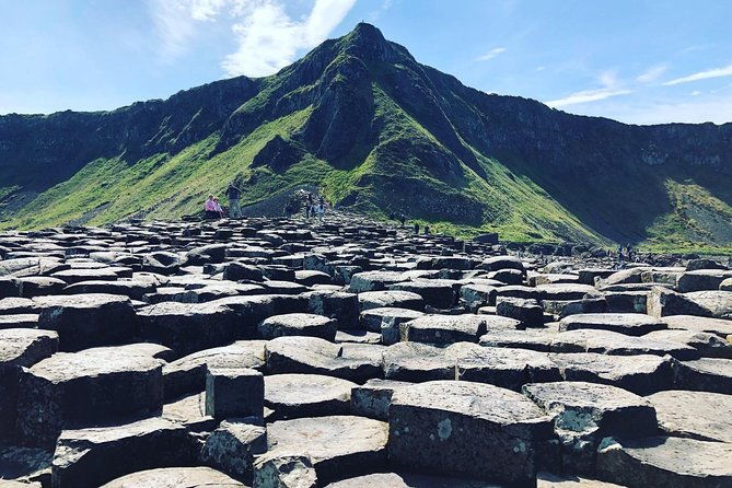 giants-causeway-luxury-private-day-tour-2