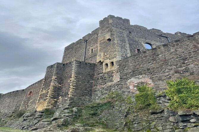 giants-causeway-tour-including-game-of-thrones-sites-from-belfast