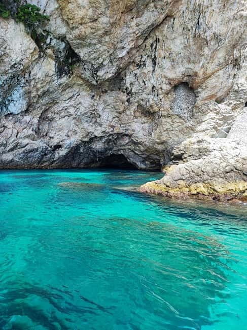 Giardini Naxos: Boat Tour with Aperitif - Discovering the Seas of Sicily: Giardini Naxos Boat Tour with Aperitif