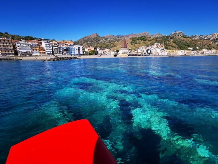 giardini-naxos-semi-submarine-tour-to-isola-bella