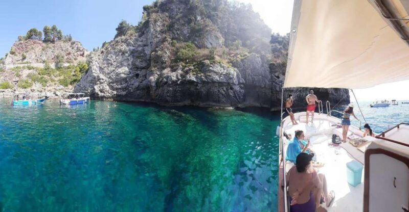 giardini-naxos-taormina-dolphin-watching-sunset-tour
