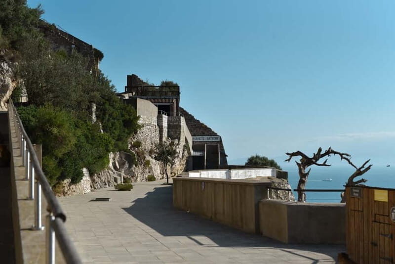 Gibraltar Rock tour - Exploring Gibraltar in 2 Hours: What You Can Expect