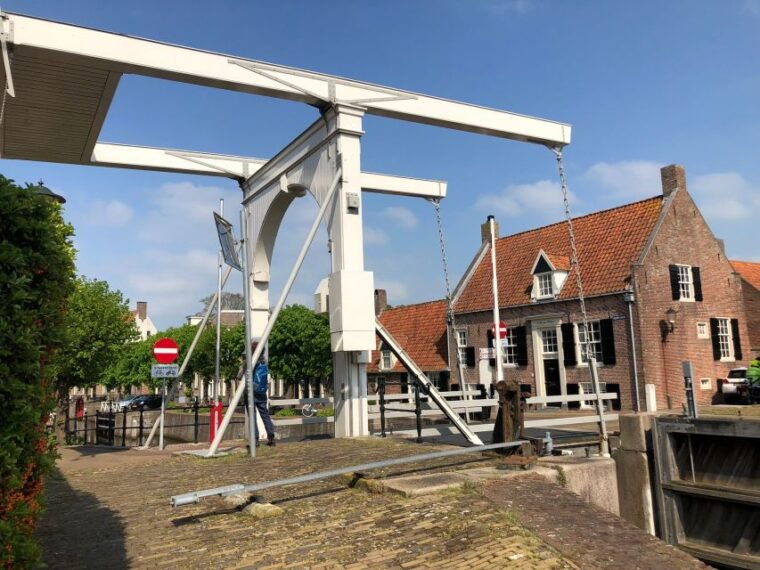 giethoorm-exploring-the-north-of-the-netherlands-tour