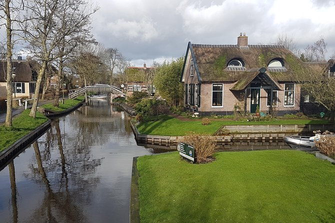 giethoorn-small-group-tour-from-amsterdam-max-8-people