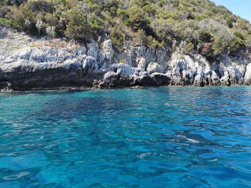 giglio-island-tuscania-tour-and-snorkelling-on-a-dinghy