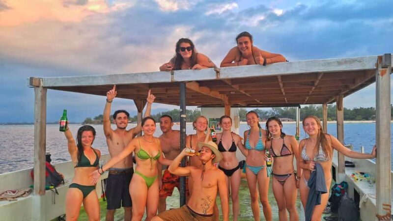 Gili Meno: Sunset Boat Adventure with Luminous Plankton - Exploring Gili Meno: A Sunset Boat Tour with a Twist