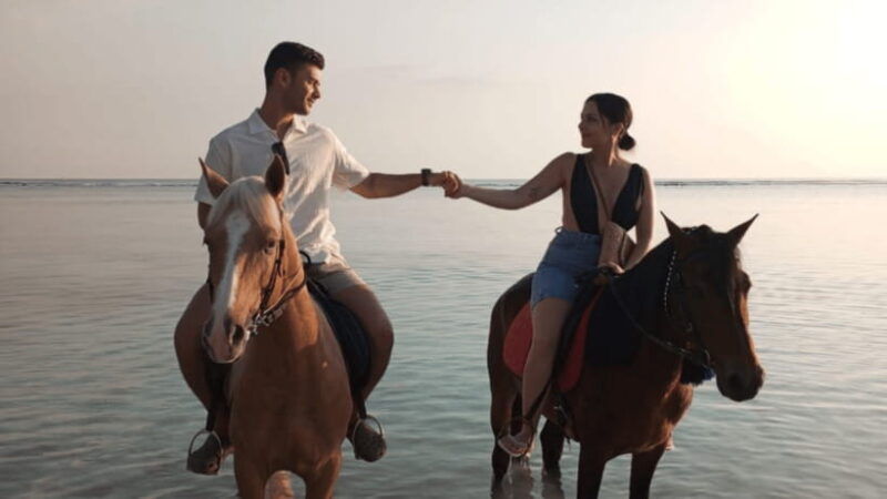 gili-trawangan-horse-riding-on-the-beach