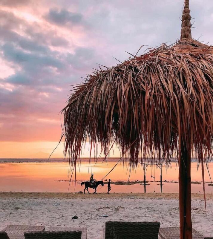 Gili Trawangan: Sunset sup or Kayak Tour to Gili Meno - Key Points