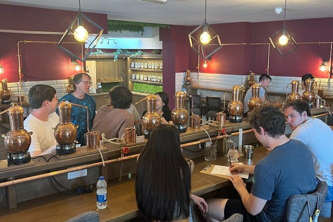 gin-makers-tasting-tour