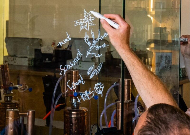 gin-school-distill-you-own-gin-cocktails-tastings-food