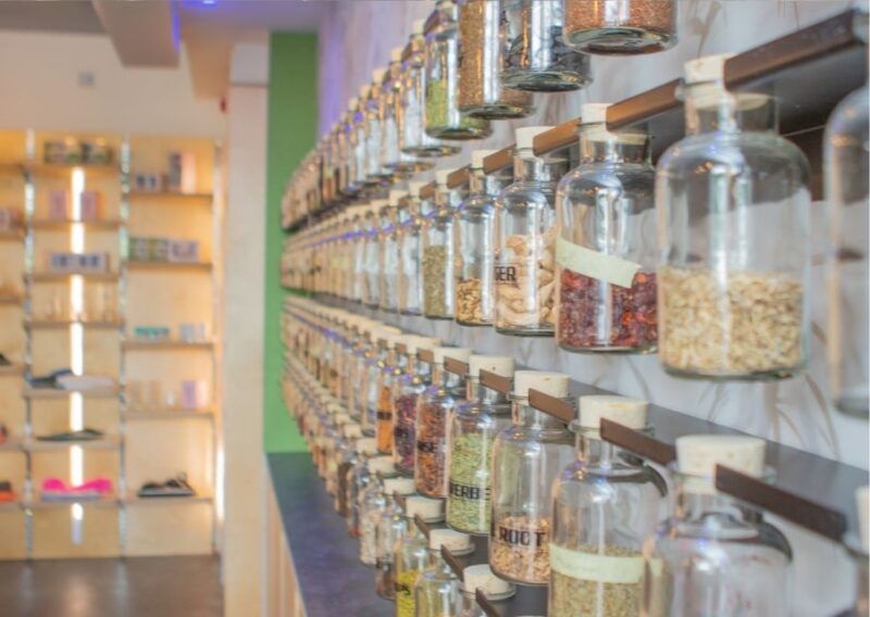 gin-school-distill-you-own-gin-cocktails-tastings-food