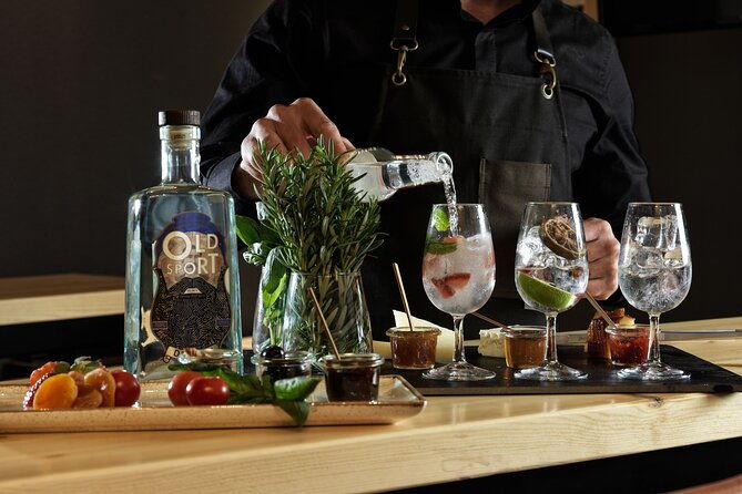 gin-tasting-experience-in-athens