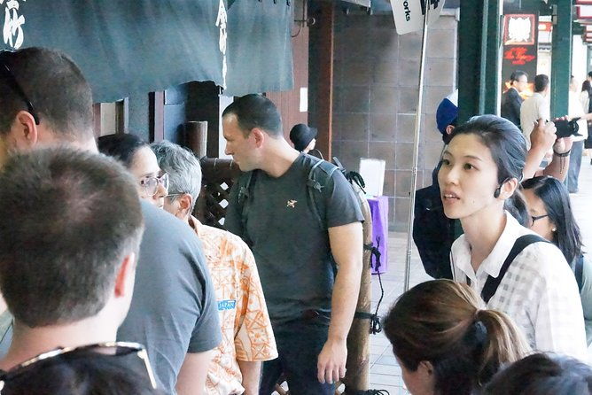 gion-walking-tour-by-night