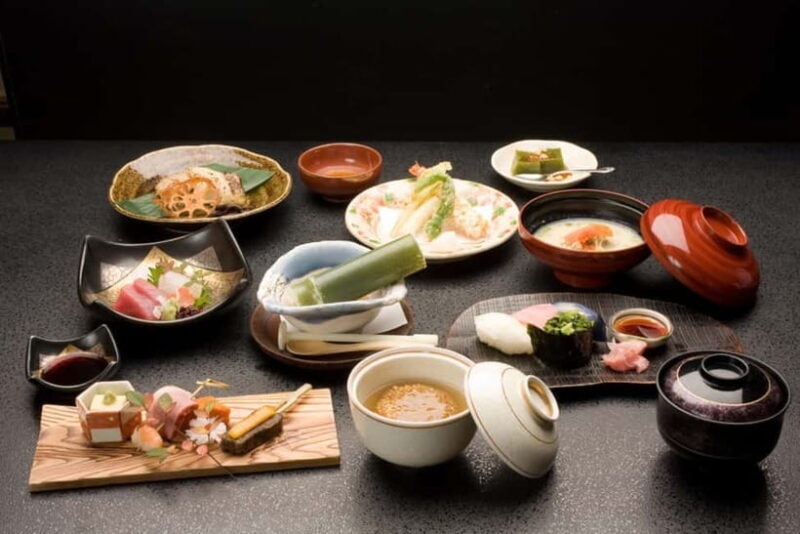 Gion:Kyoto Kaiseki & Cultural Dining Reservation at Hanasaki - Cultural and Personal Touches
