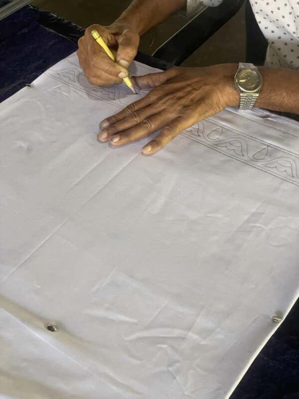 Giriulla: Batik Factory Tour with Ceylon Tea and Sweets - Return to Negombo