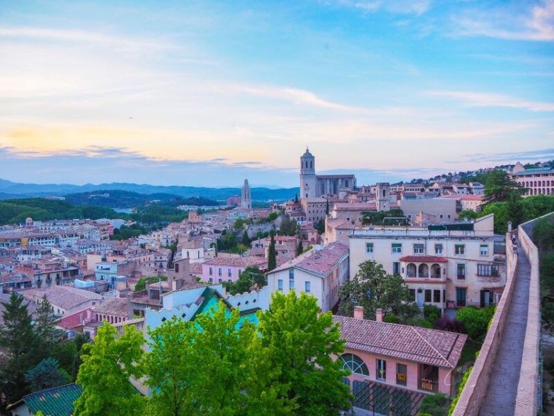 girona-guided-2-hour-walking-tour-with-food-tasting