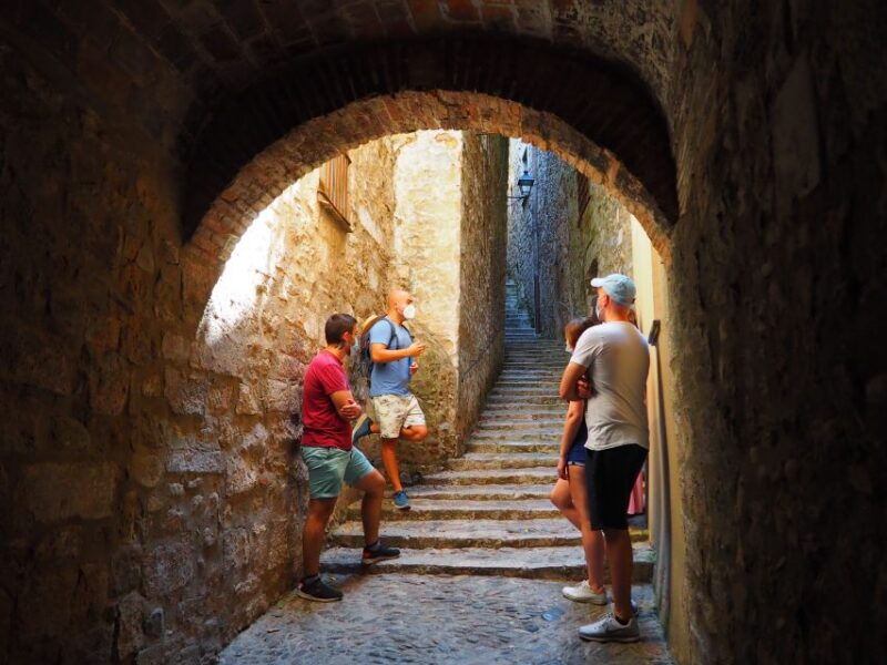 girona-guided-2-hour-walking-tour-with-food-tasting