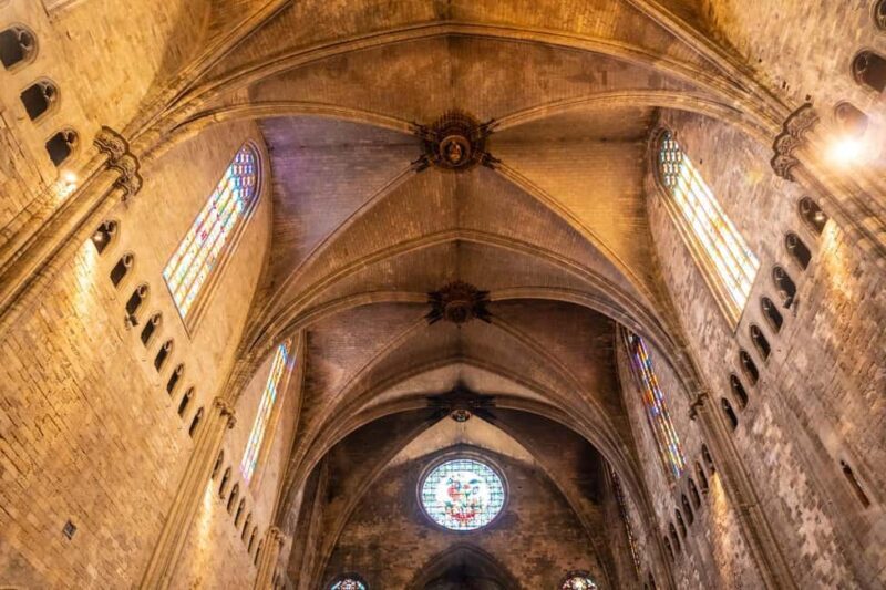 Girona: Private 2-Hour Intro Walk with Local Guide - Who Should Book This Tour?