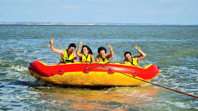 gironde-laughter-and-adrenaline-with-the-airstream-buoy